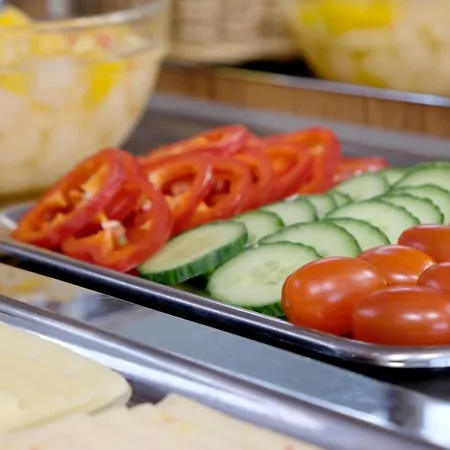 Find فندق شتوتغارت